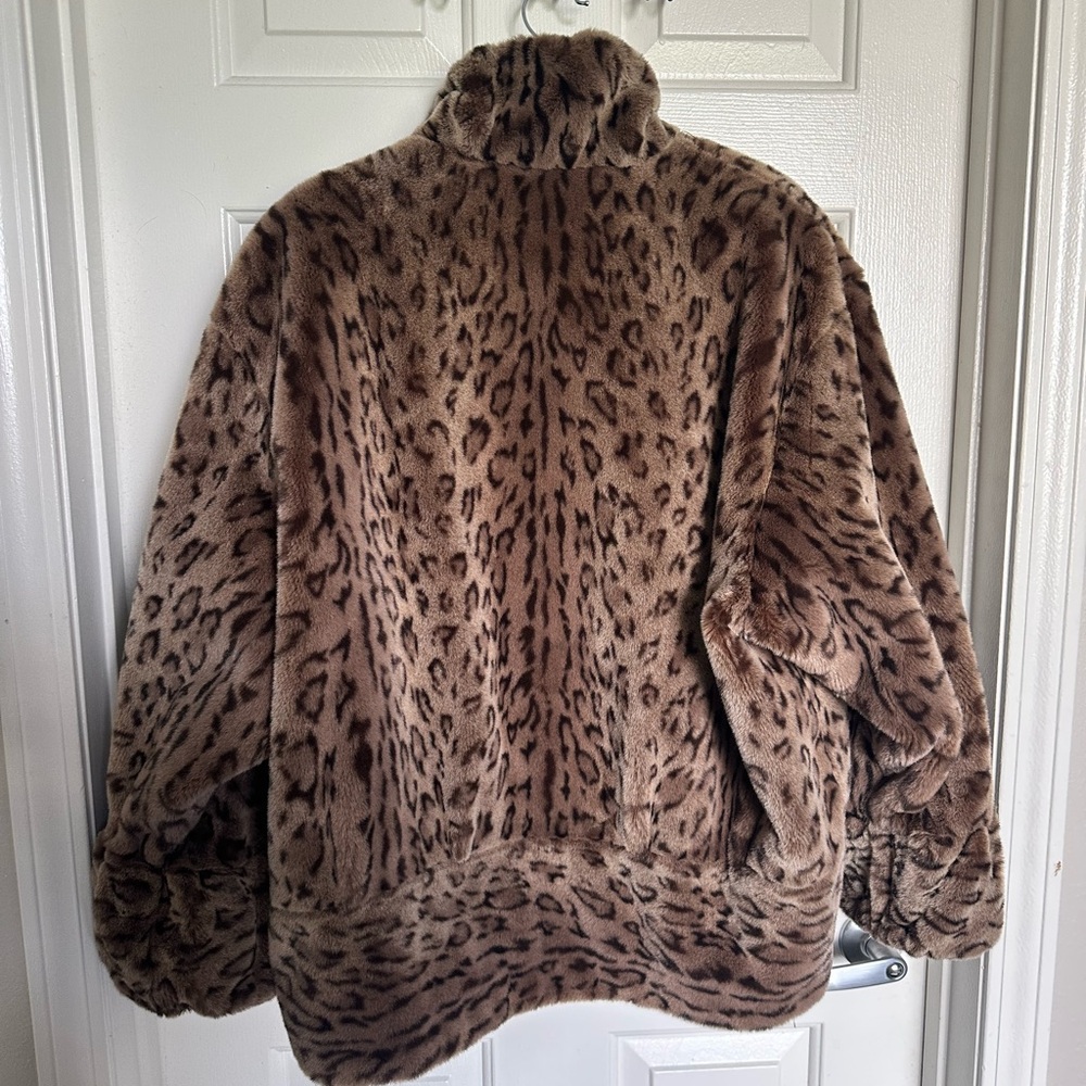 Leopard Print Faux Fur Coat - Picture 2 of 9